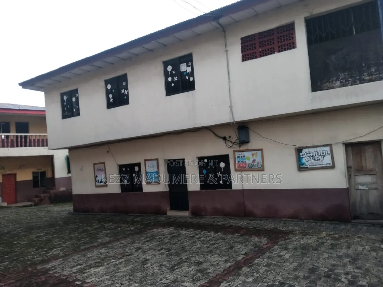 For Sale : Non Functional School Within Trans Amadi Ph in Port-Harcourt