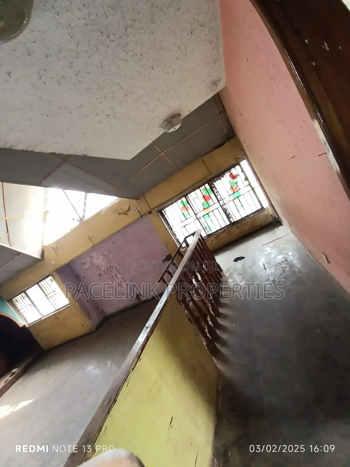 10bdrm Duplex in Gowon Estate, Ipaja Road for sale in Ipaja Road