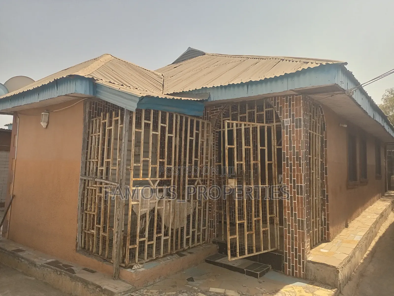7bdrm Block of Flats in Ilorin South for sale in Ilorin South