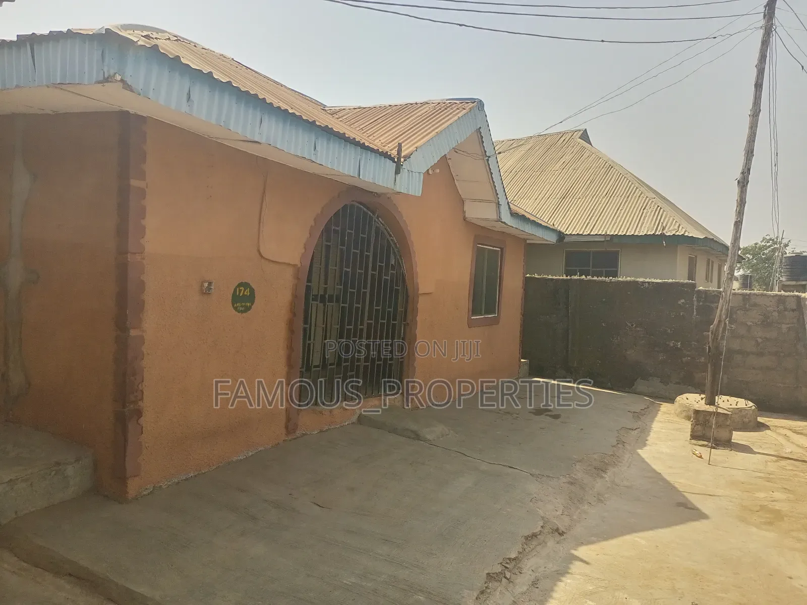 7bdrm Block of Flats in Ilorin South for sale in Ilorin South