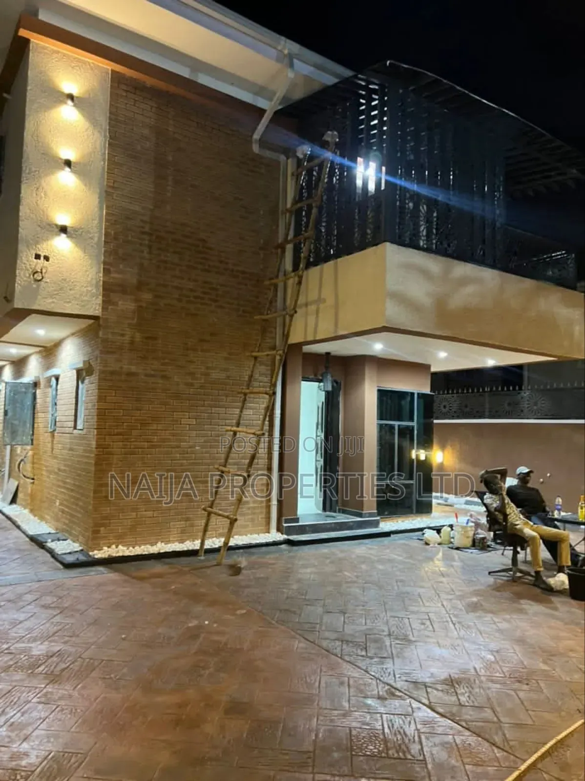 5 Bedroom Duplex for Office Use Off Admiralty Way, Lekki in Lekki Phase 1