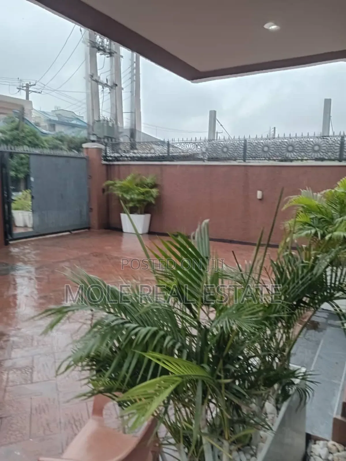 Luxery Smart 5 Bedroom Detached Leki Lagos in Lekki