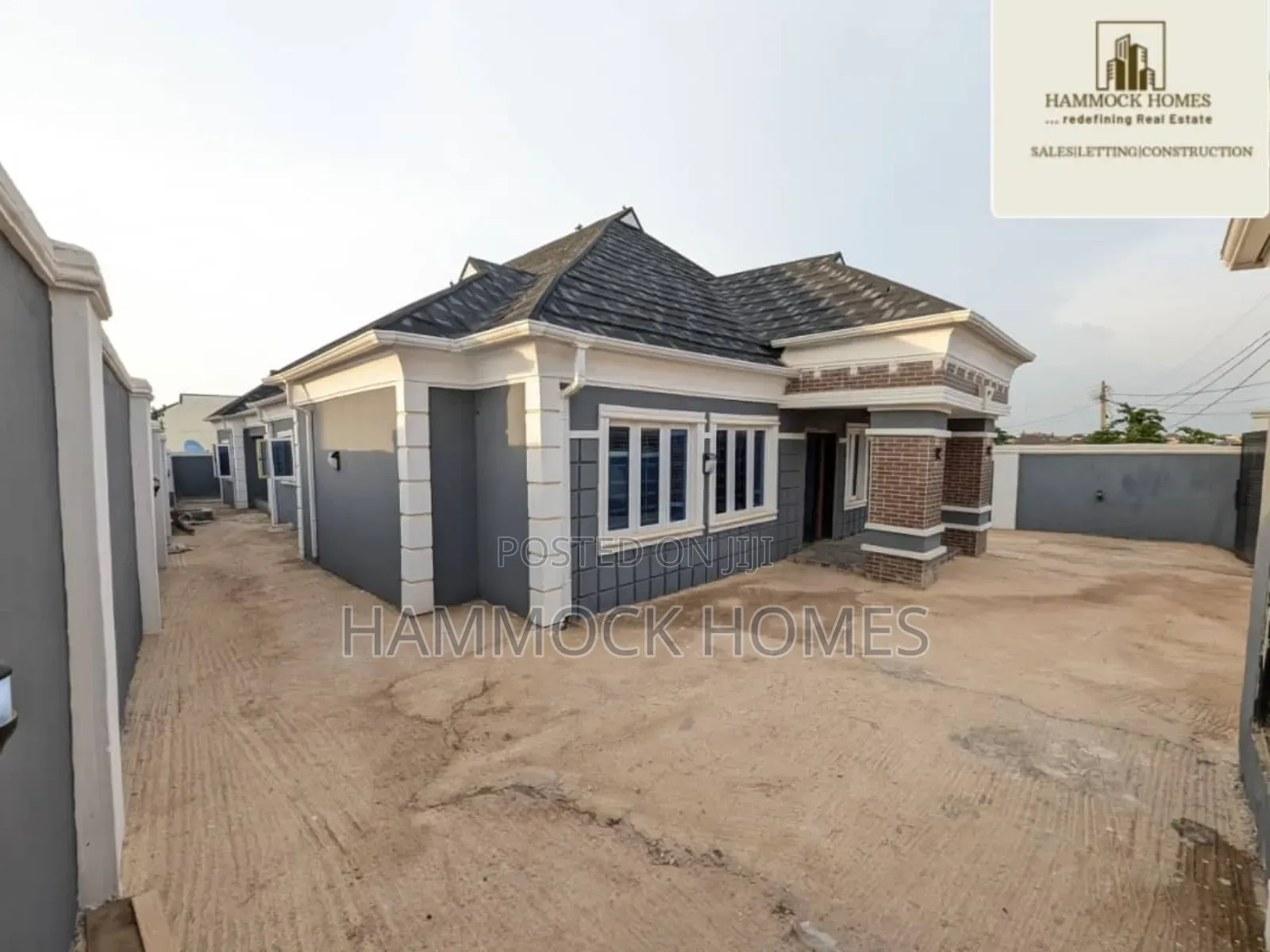 4bdrm Bungalow in Irepodun Estate, Akobo for sale in Akobo