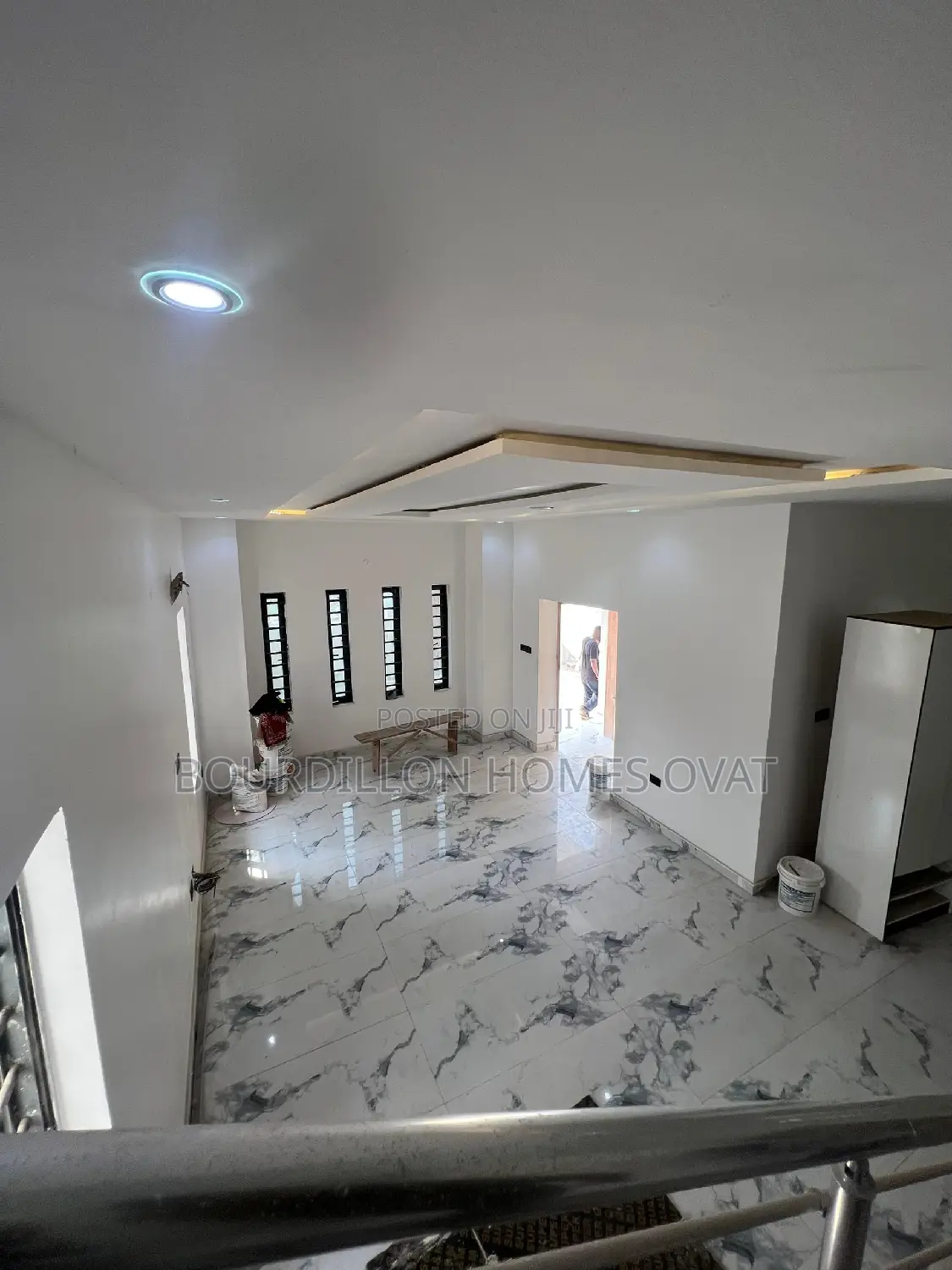 5bdrm Duplex in Ologolo for sale in Ologolo