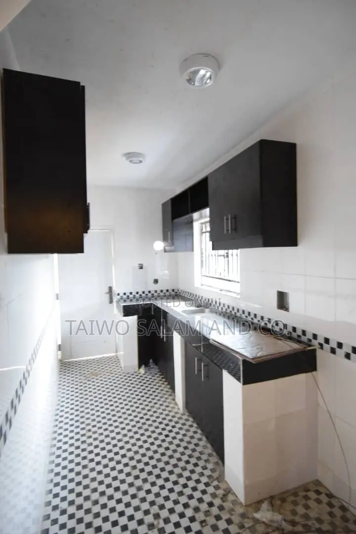 2bdrm Block of Flats in Jericho for sale in Jericho