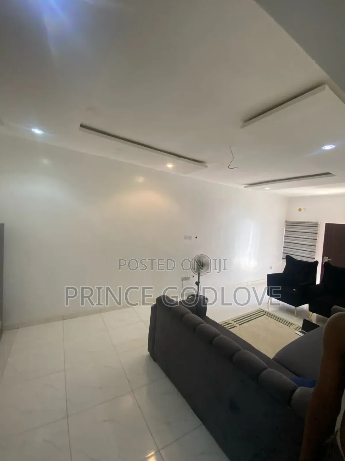 2bdrm Block of Flats in Citizen Avenue, Dawaki for rent in Dawaki