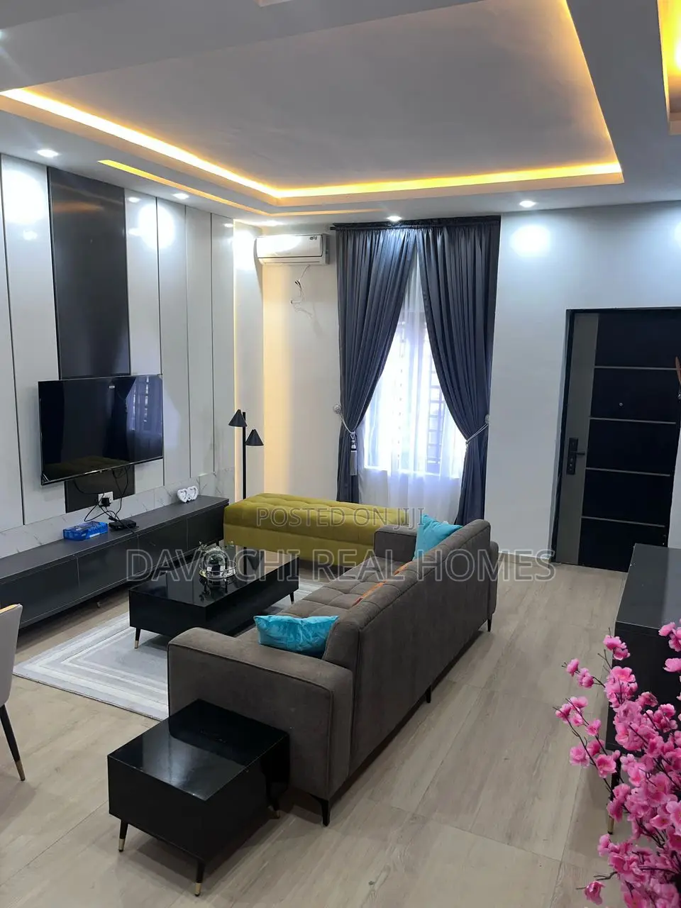 Furnished 2bdrm Apartment in Orchid Road., Lekki Phase 2 for rent in Lekki Phase 2