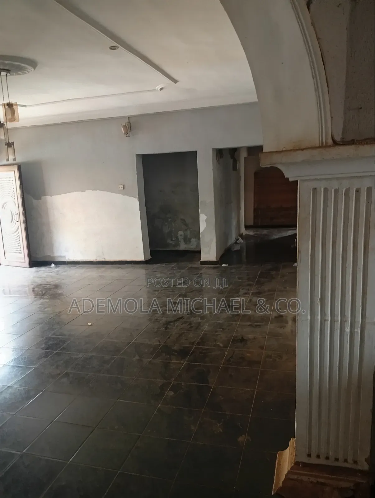 3bdrm Block of Flats in Mini Estate, Wuye for rent in Wuye