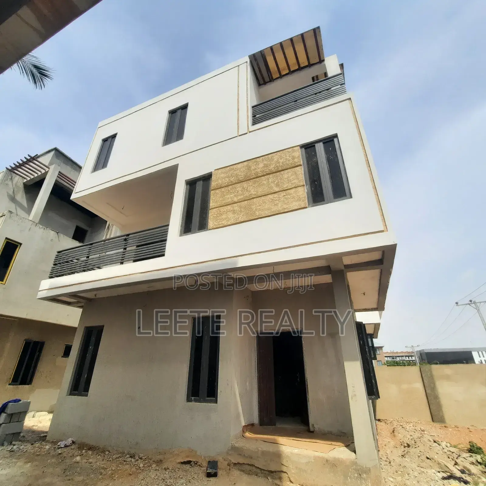 4bdrm Townhouse/Terrace in Jahi for sale in Jahi