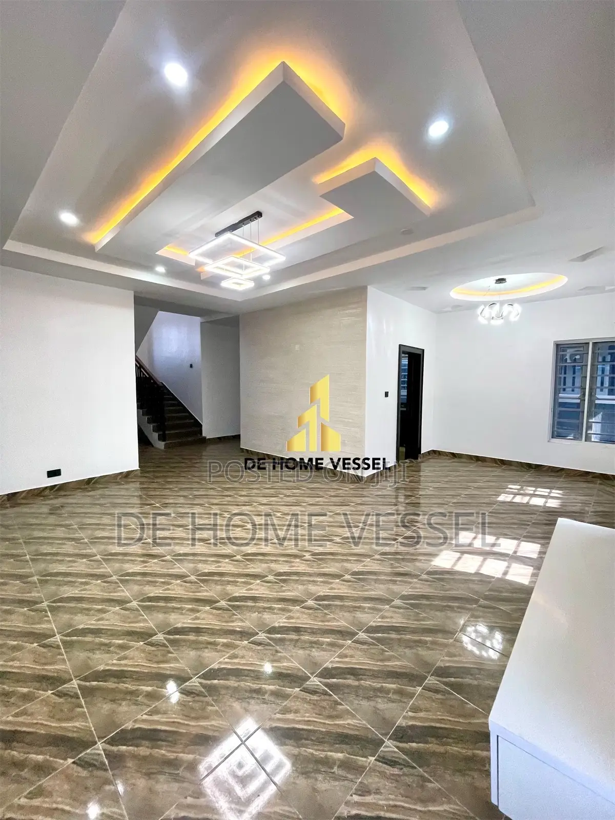 5bdrm Duplex in Ikate for sale in Ikate