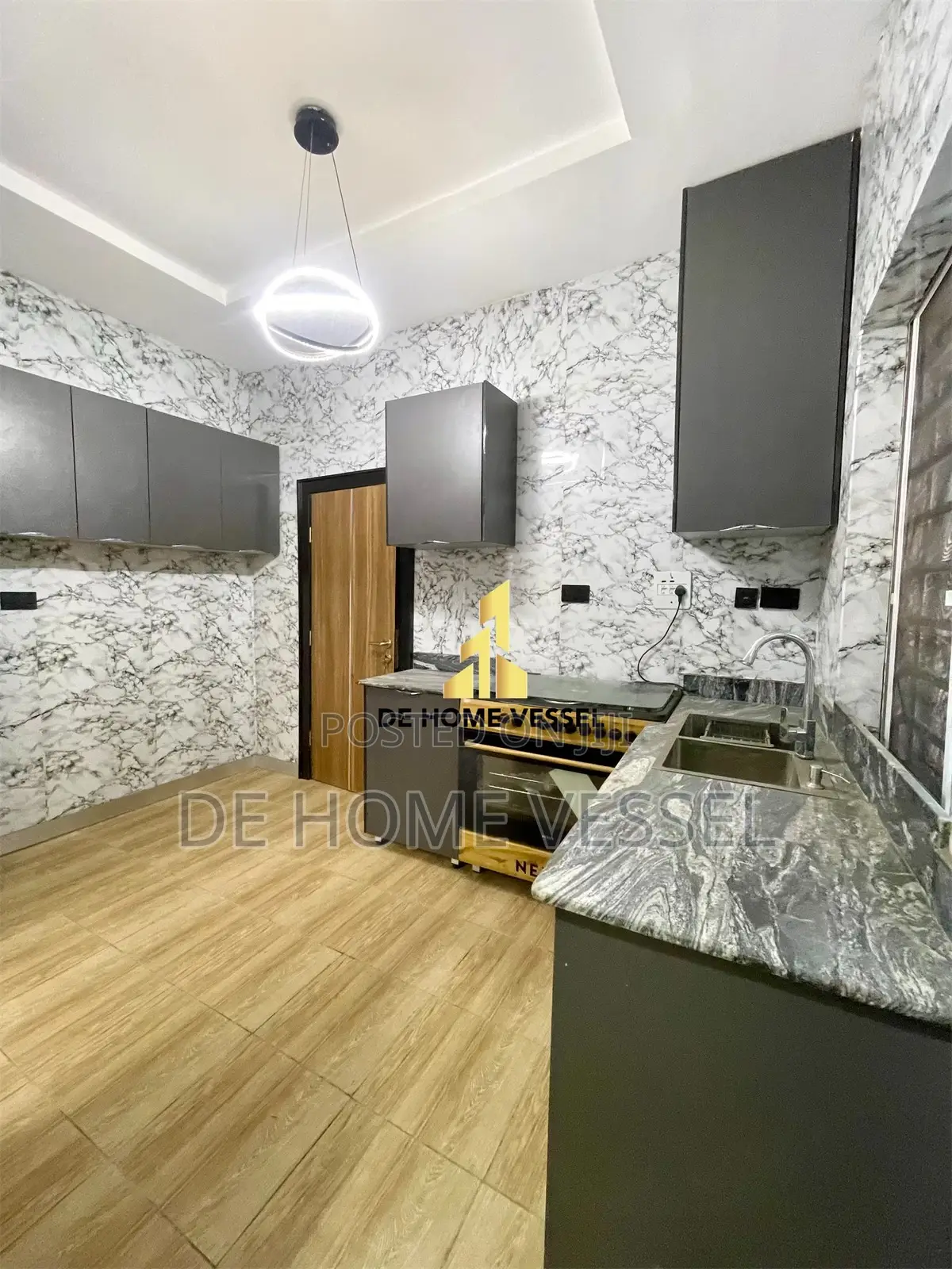 5bdrm Duplex in Ikate for sale in Ikate