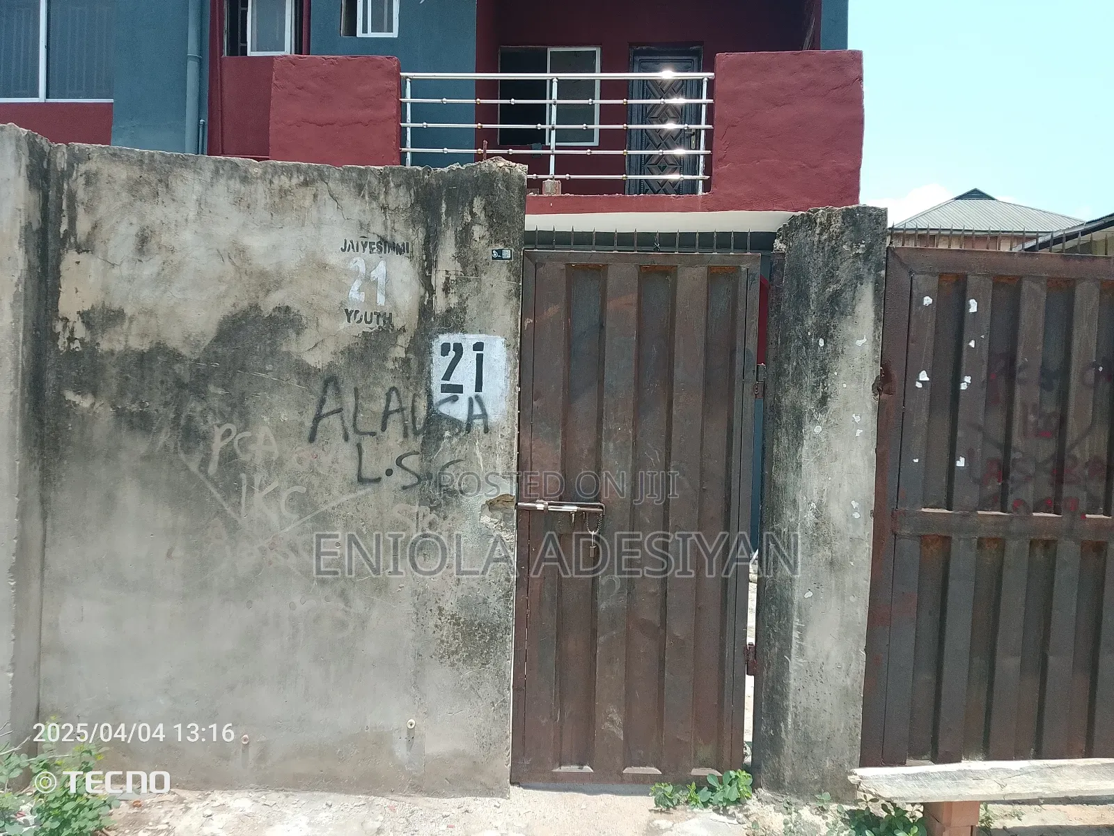 Furnished 1bdrm Block of Flats in Ikorodu Aga for rent in Ikorodu Garage