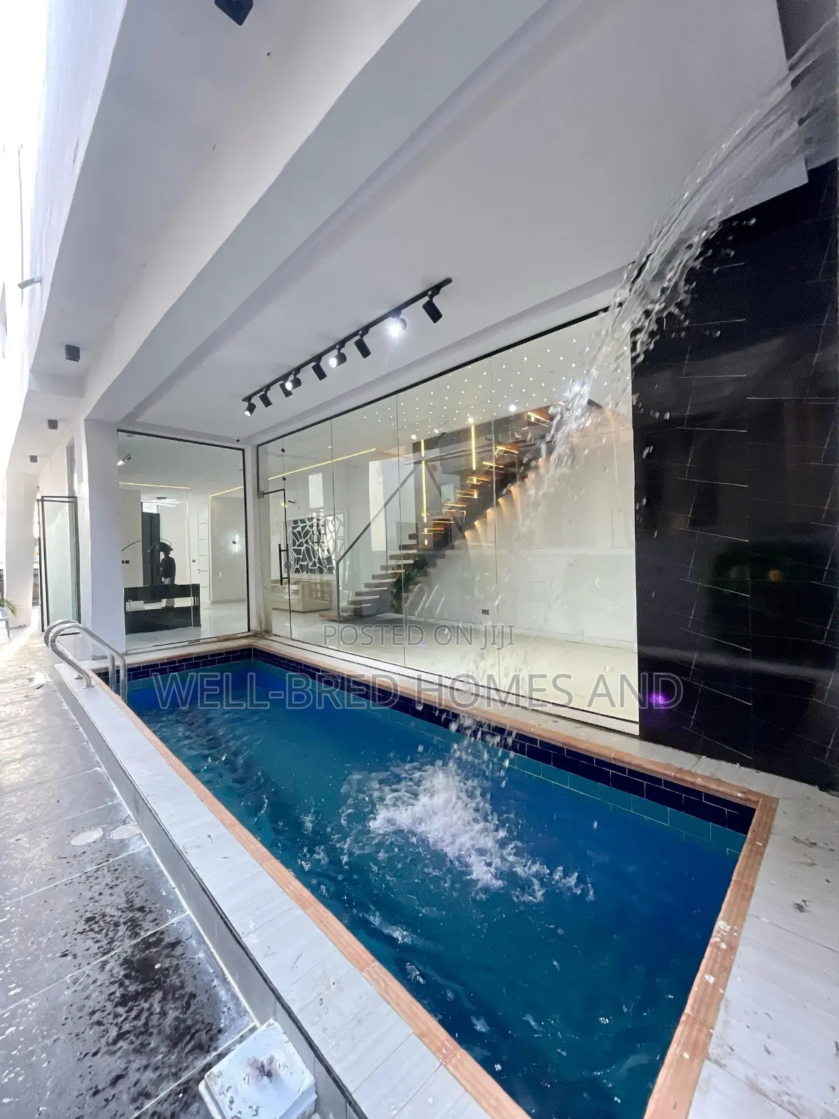 5bdrm Duplex in Ikota Lekki Lagos for sale in Lekki