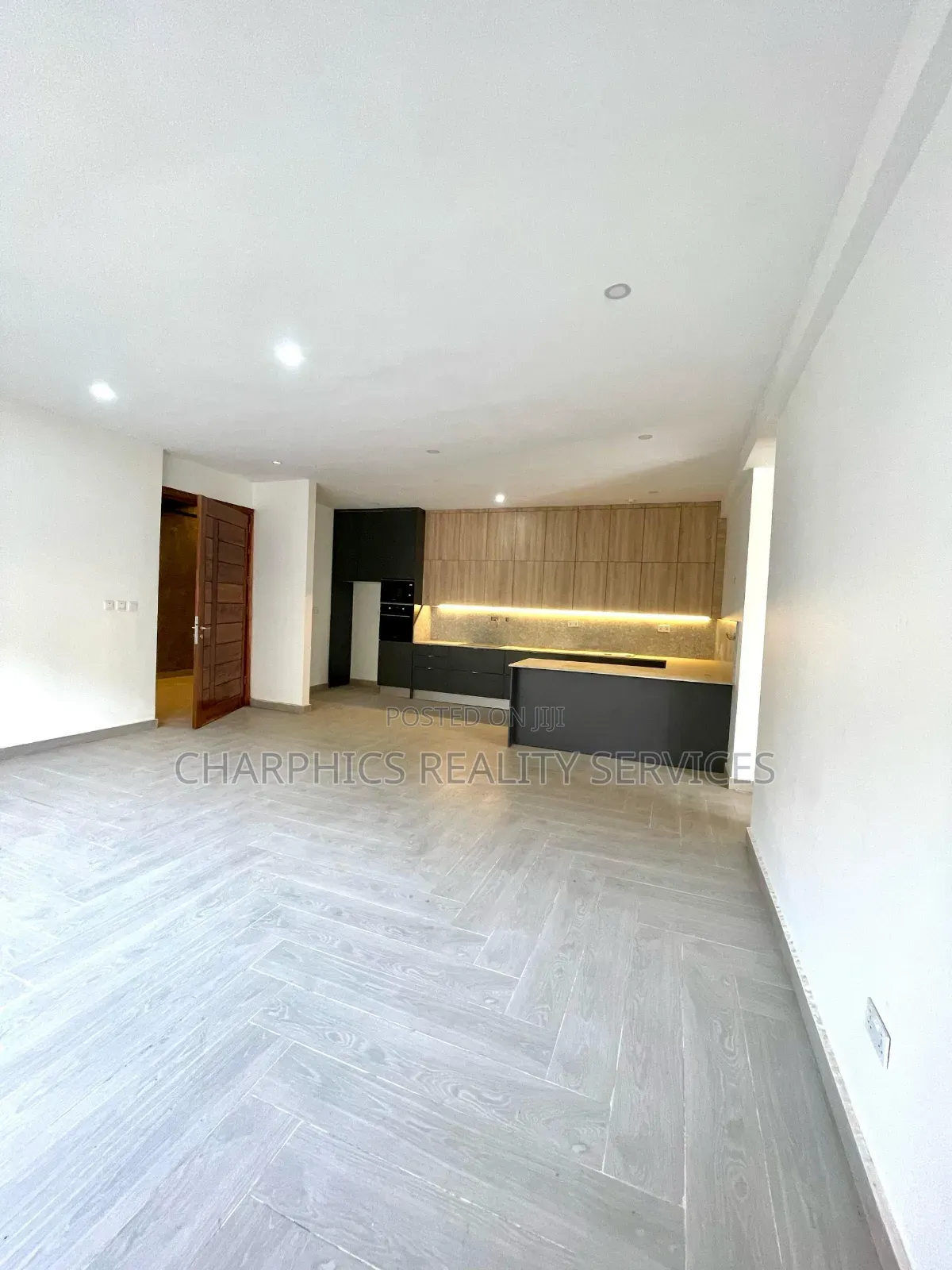 3bdrm Apartment in Ikate for sale in Ikate