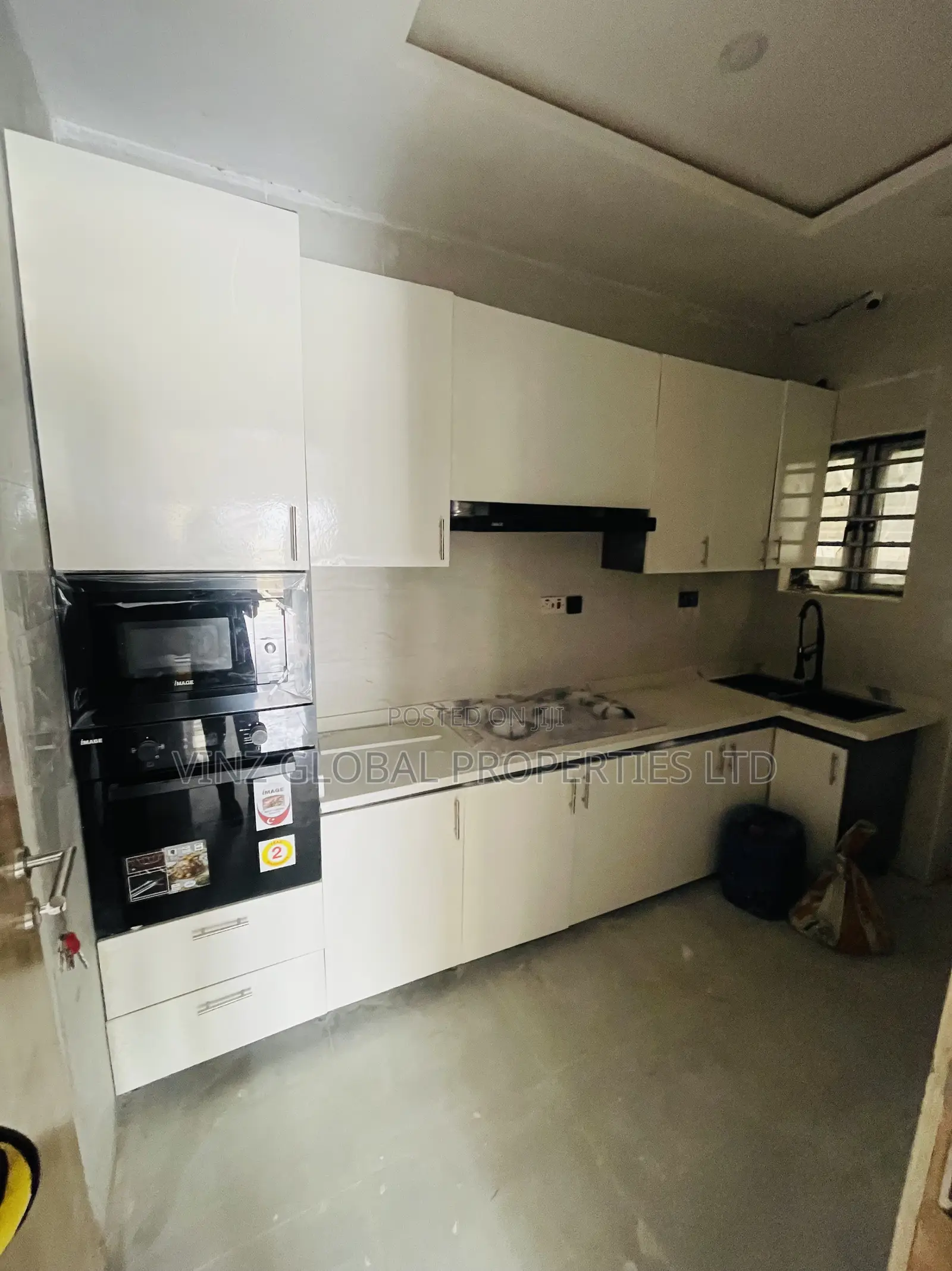 3bdrm Duplex in Lekki for sale in Lekki