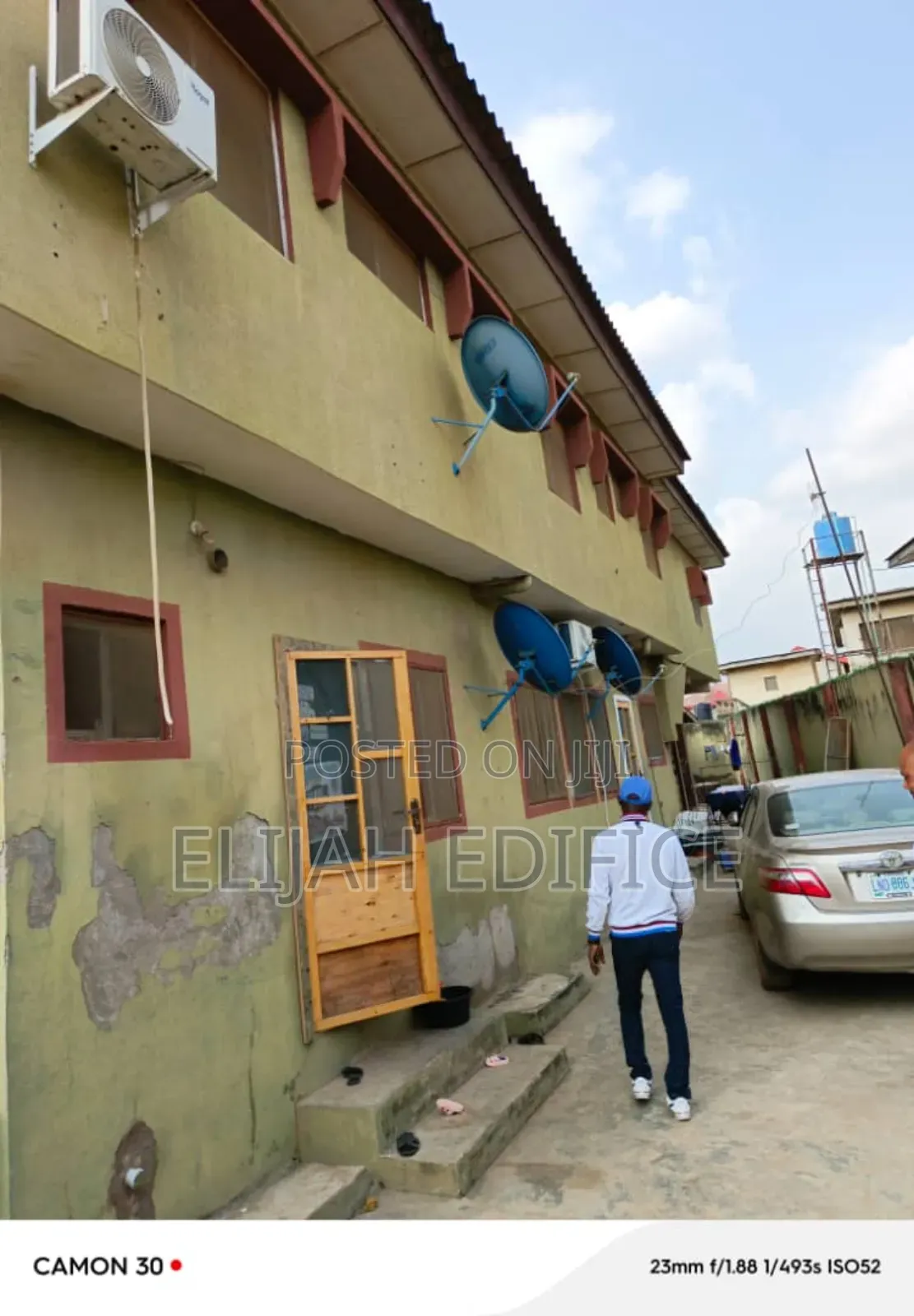 12bdrm Block of Flats in New Oko Oba, Egbeda / Egbeda for sale in Egbeda / Egbeda
