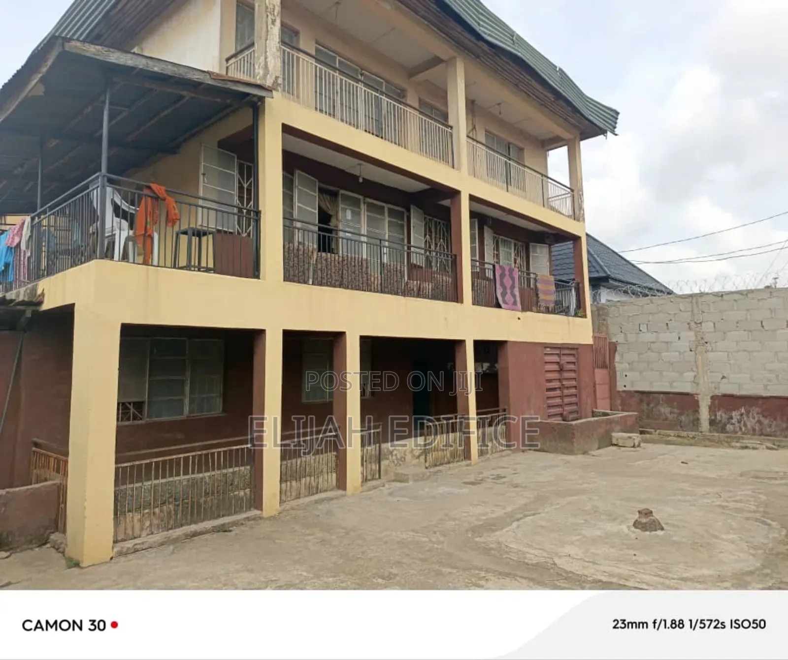 Furnished 19bdrm Block of Flats in Orile Agege for sale in Agege