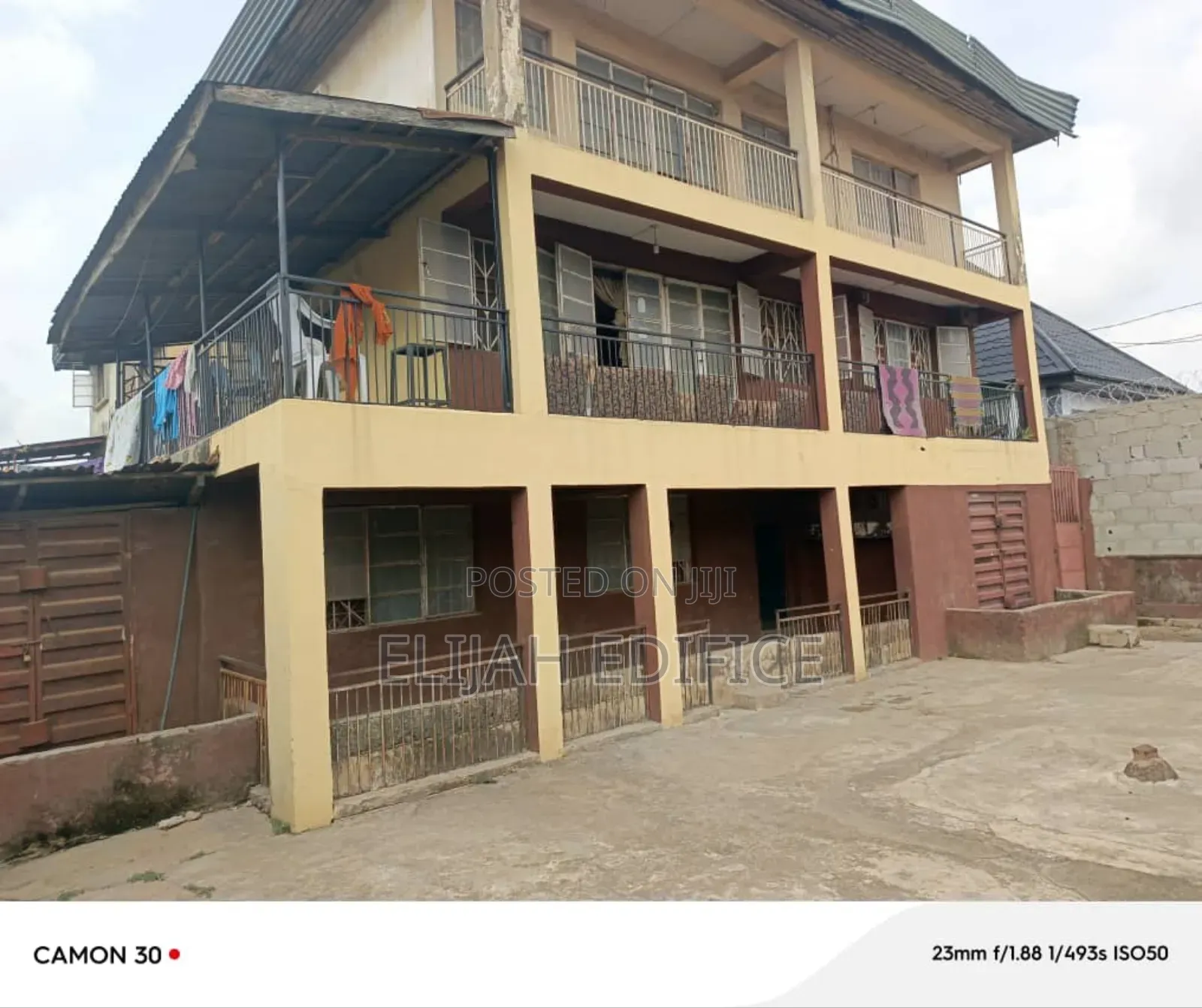Furnished 19bdrm Block of Flats in Orile Agege for sale in Agege