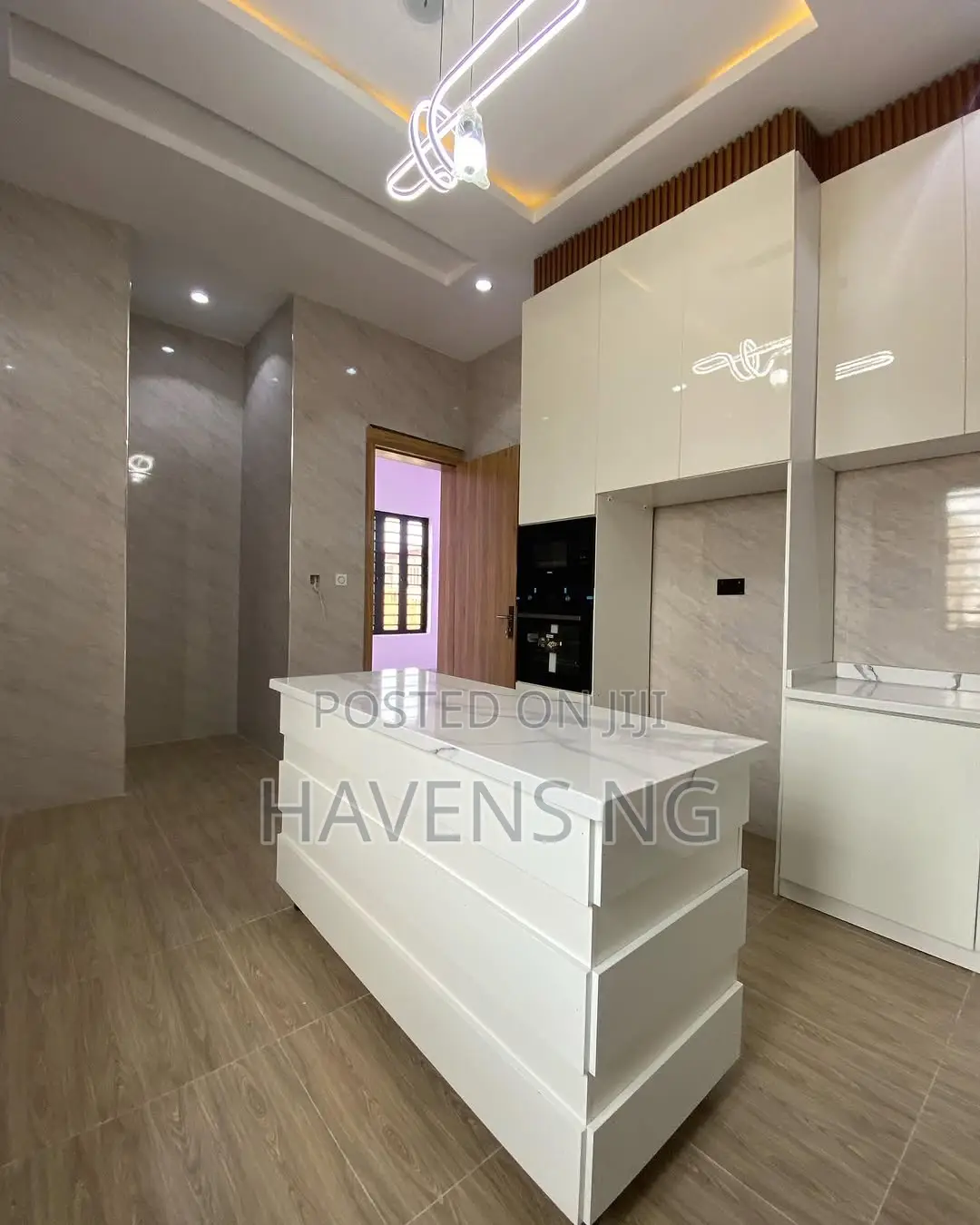 5bdrm Duplex in Sangotedo for sale in Sangotedo