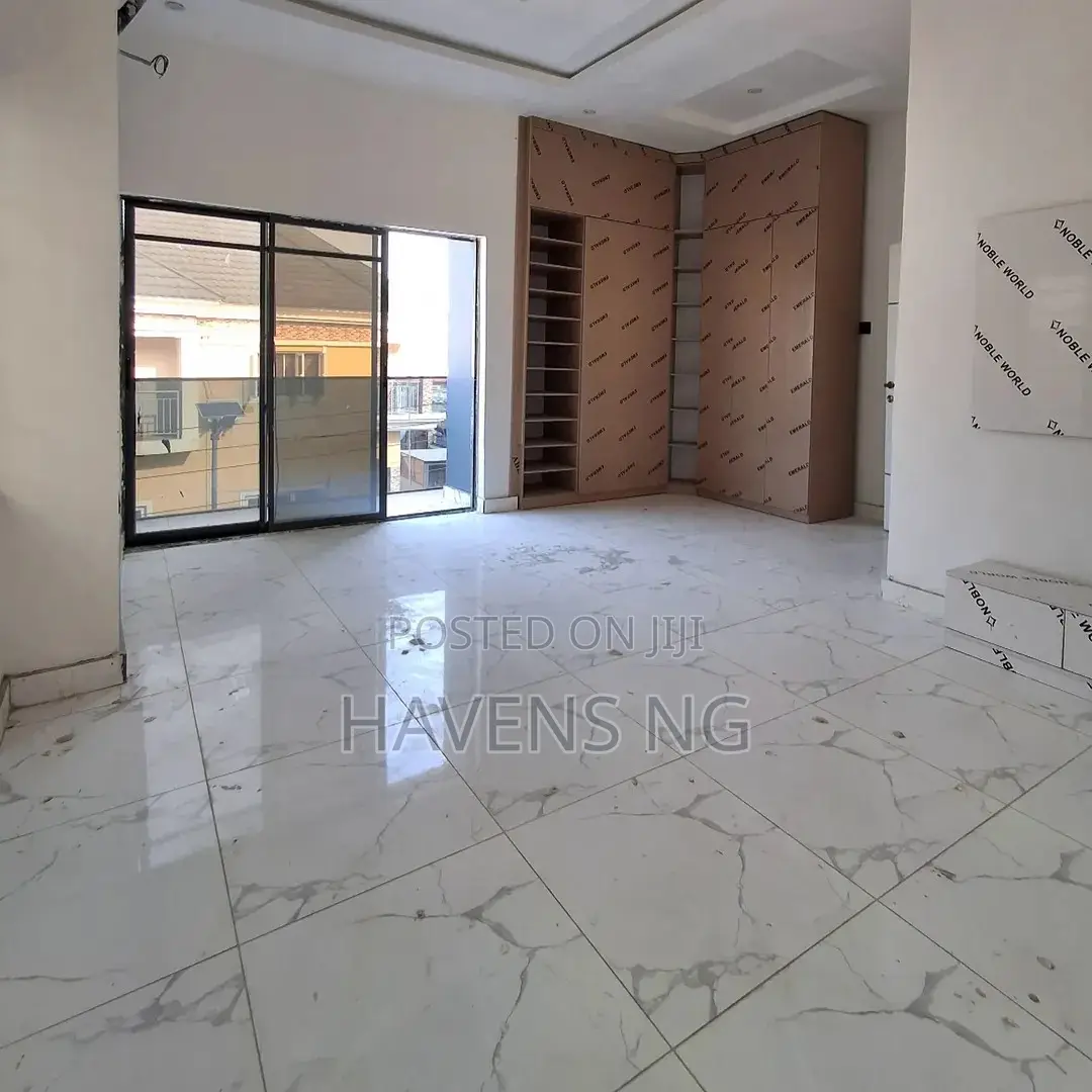 4bdrm Duplex in Sangotedo for sale in Sangotedo