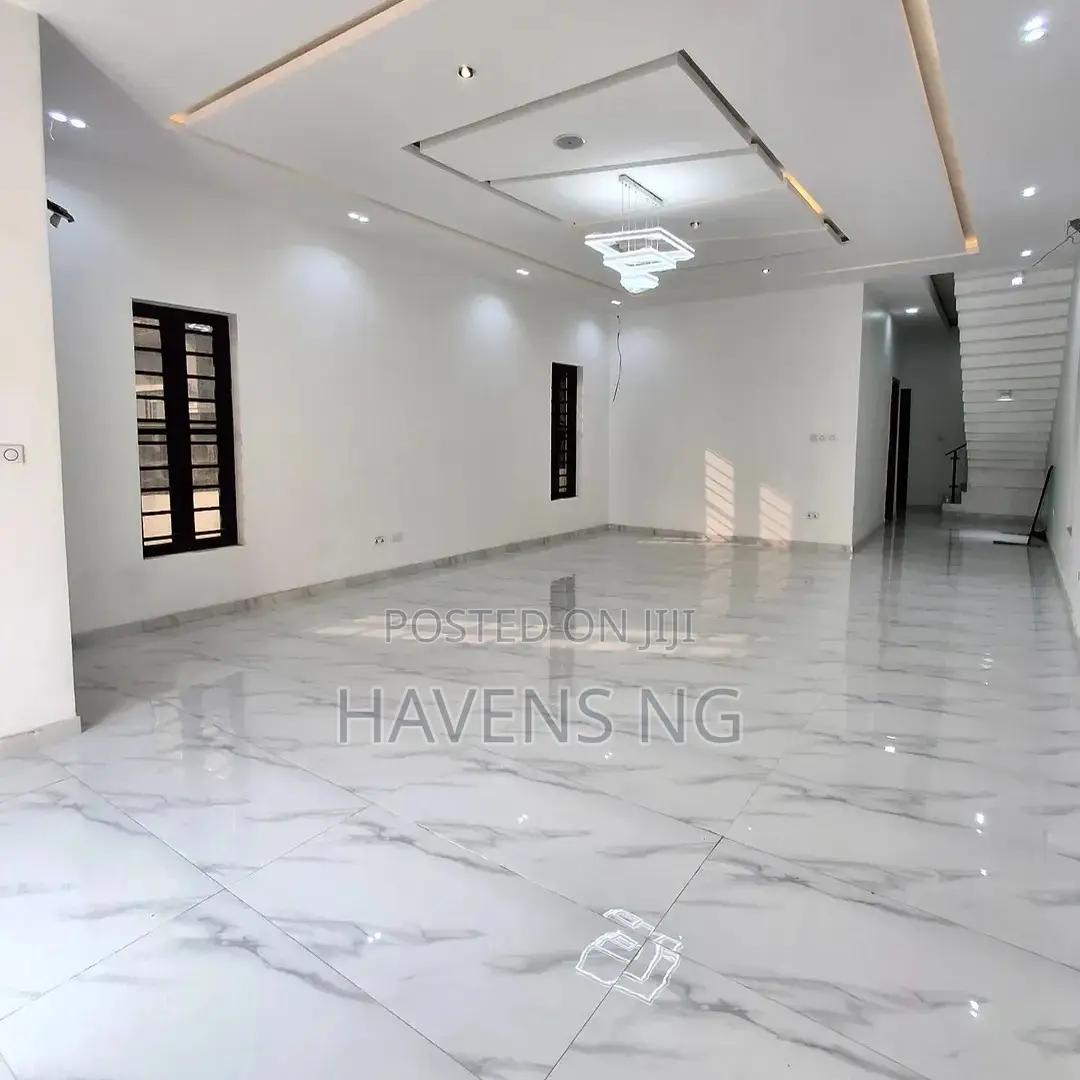 4bdrm Duplex in Sangotedo for sale in Sangotedo
