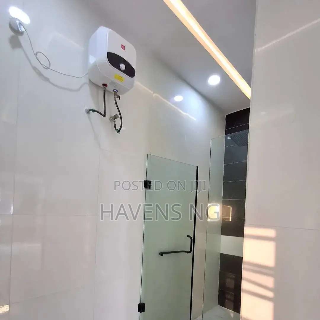 4bdrm Duplex in Sangotedo for sale in Sangotedo