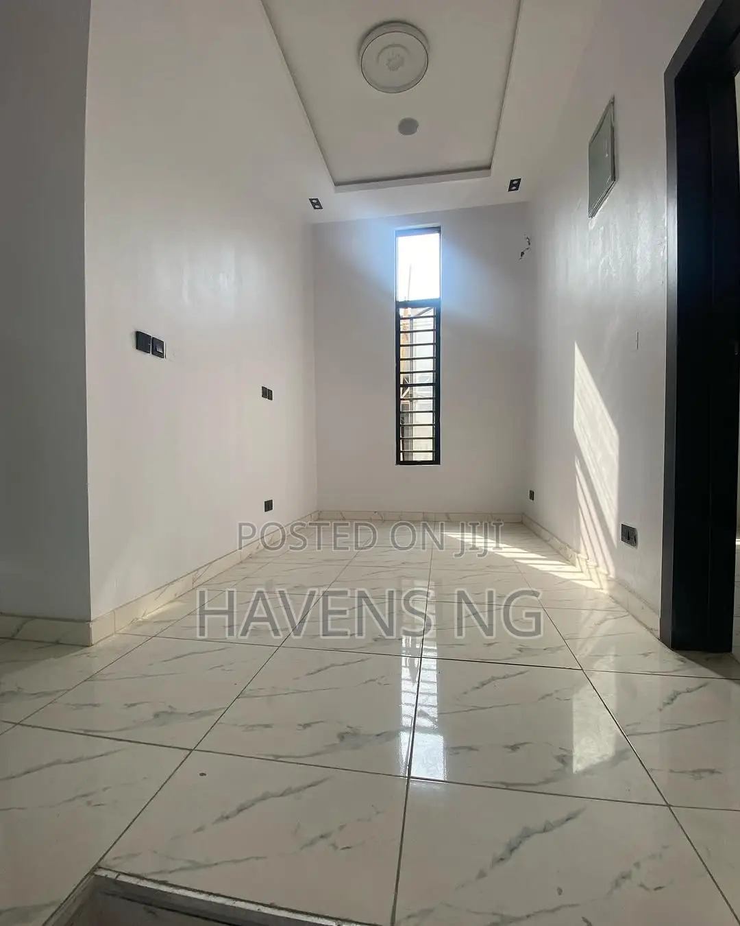 4bdrm Duplex in Ikota for sale in Ikota
