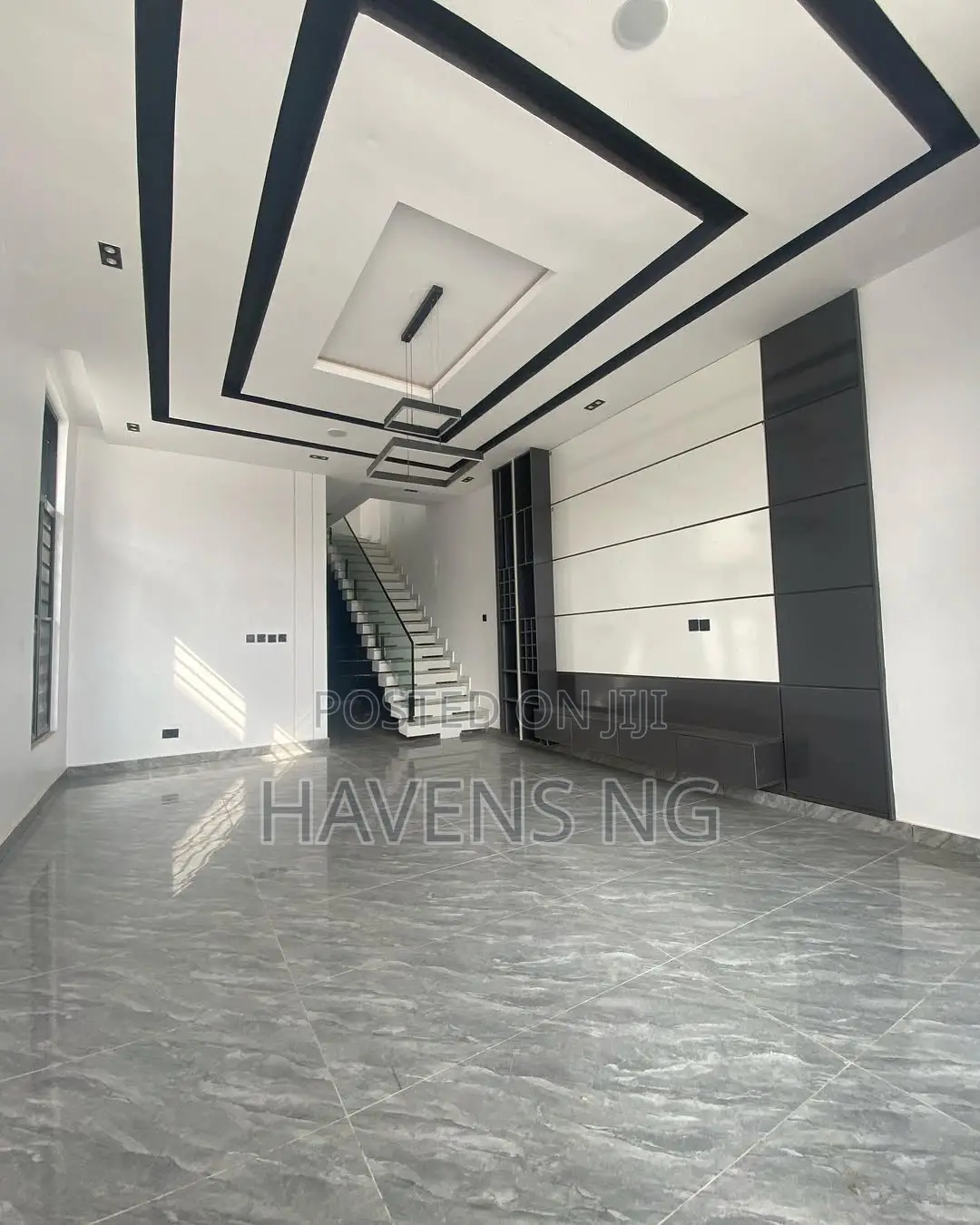4bdrm Duplex in Ikota for sale in Ikota