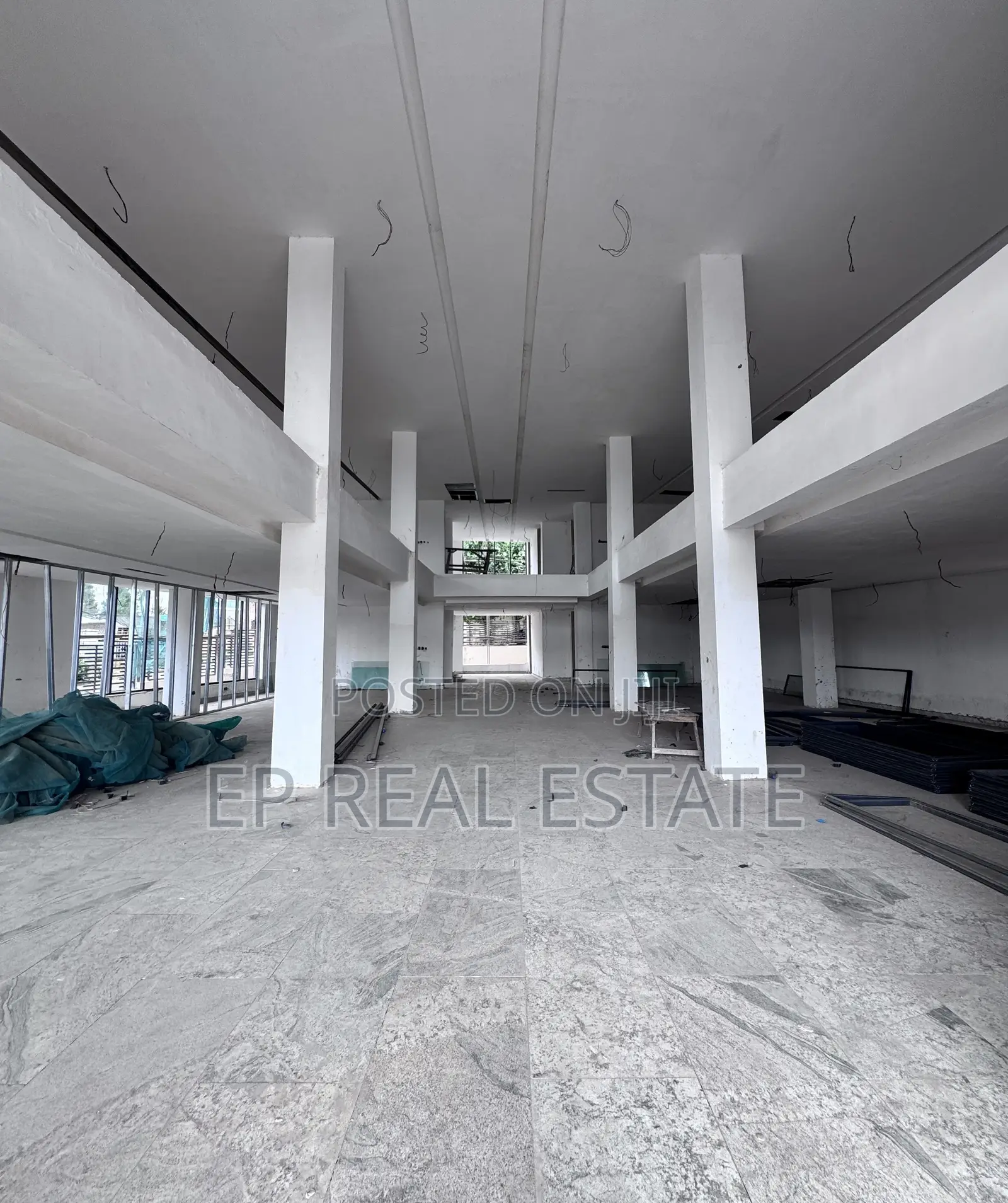 Plaza: Wuse2 Plaza for Sale. in Wuse 2