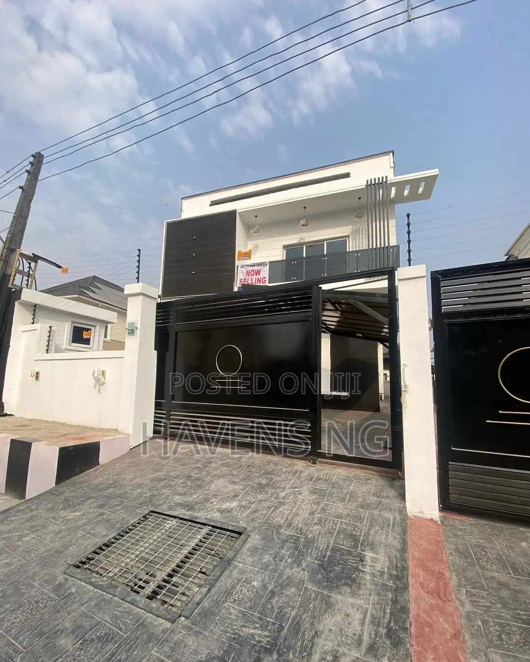 5bdrm Duplex in Ikota for rent in Ikota