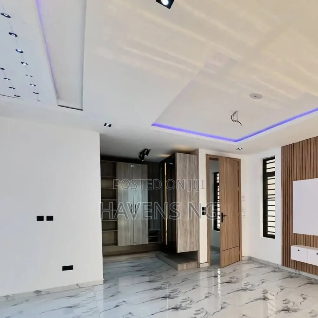 4bdrm Duplex in Lekki Phase 1 for sale in Lekki Phase 1