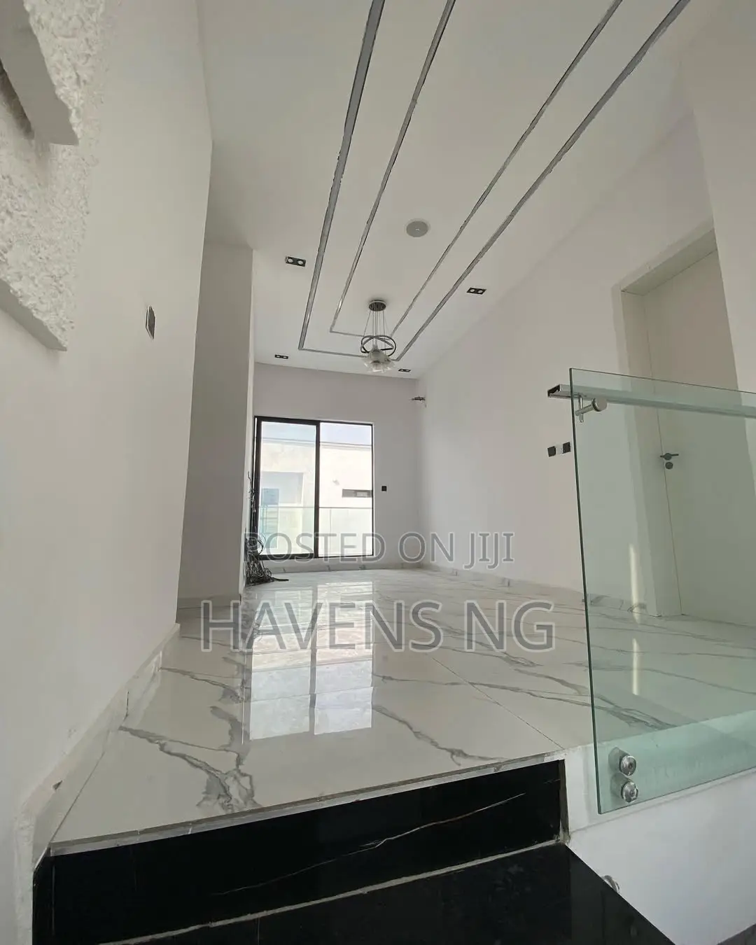 4bdrm Duplex in Ikota for sale in Ikota
