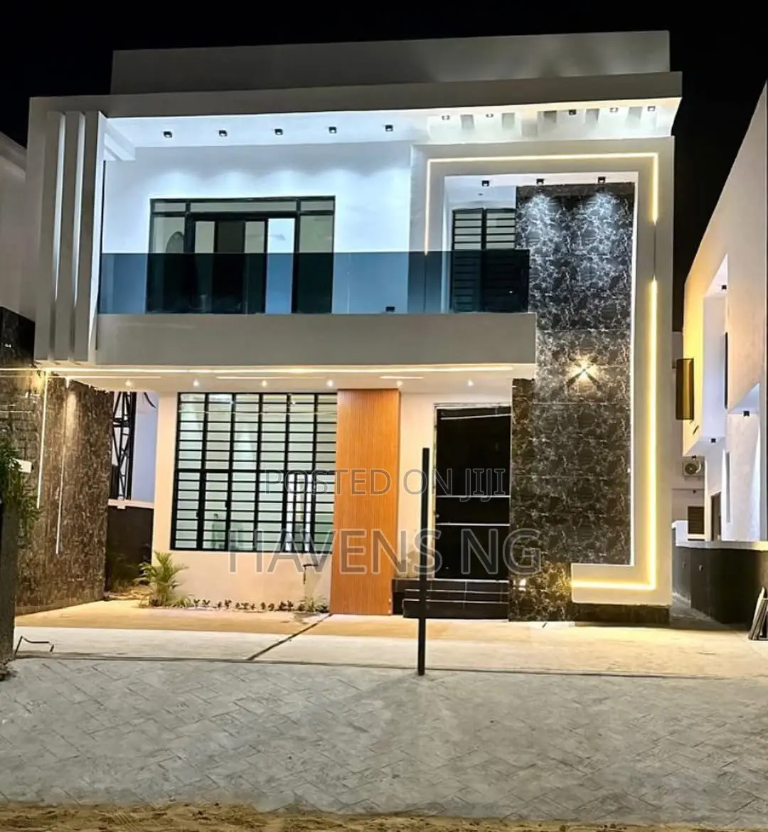 5bdrm Duplex in Lekki Phase 1 for sale in Lekki Phase 1