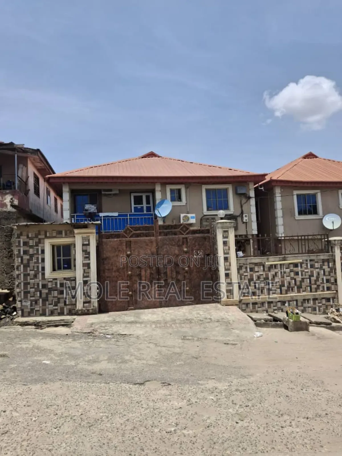 11 Solid Flats Great Roi Asirioba Isolo Ajao Estate Airport in Isolo