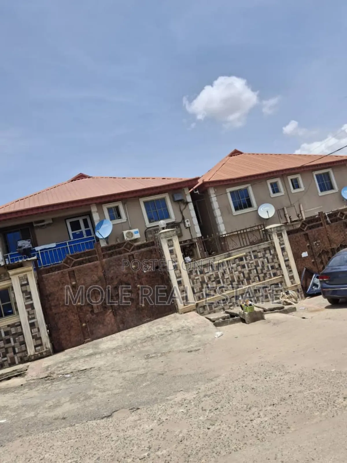 11 Solid Flats Great Roi Asirioba Isolo Ajao Estate Airport in Isolo