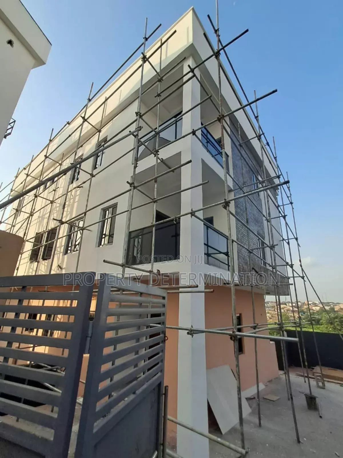 Furnished 5bdrm Duplex in Magodo Gra Phase 2 for sale in GRA Phase 2 Shangisha