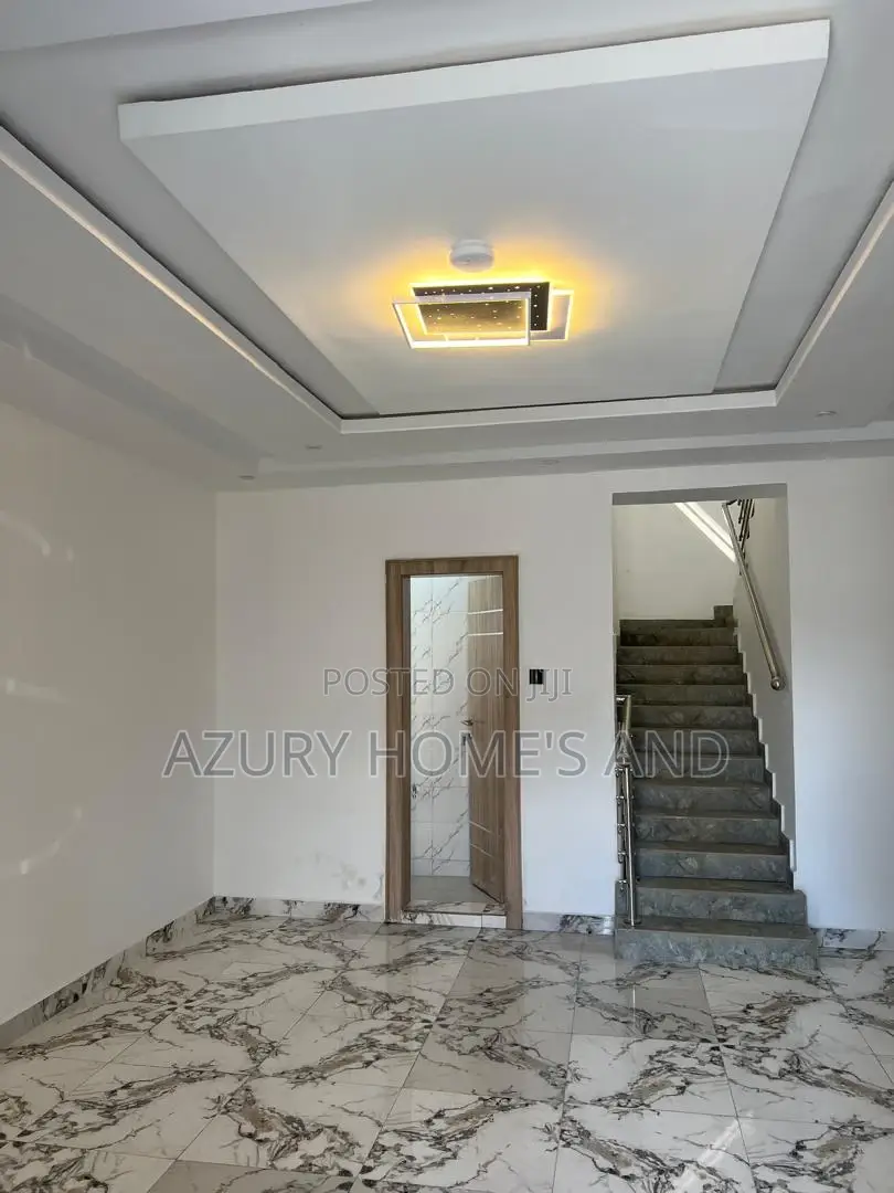 Furnished 4 Bedroom Terrace in Gwarinpa in Dawaki