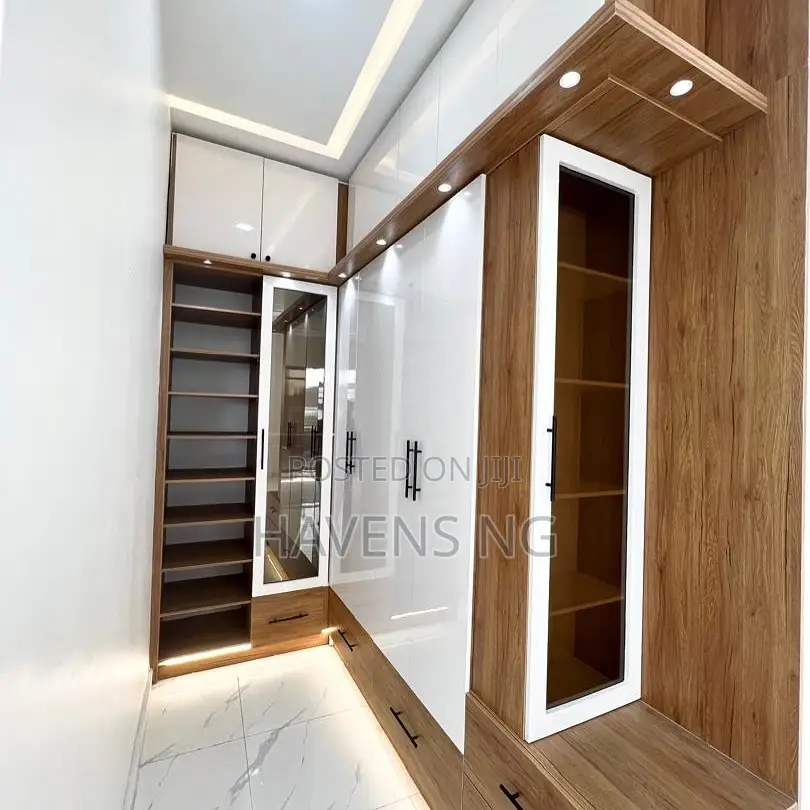 5bdrm Duplex in Sangotedo for sale in Sangotedo