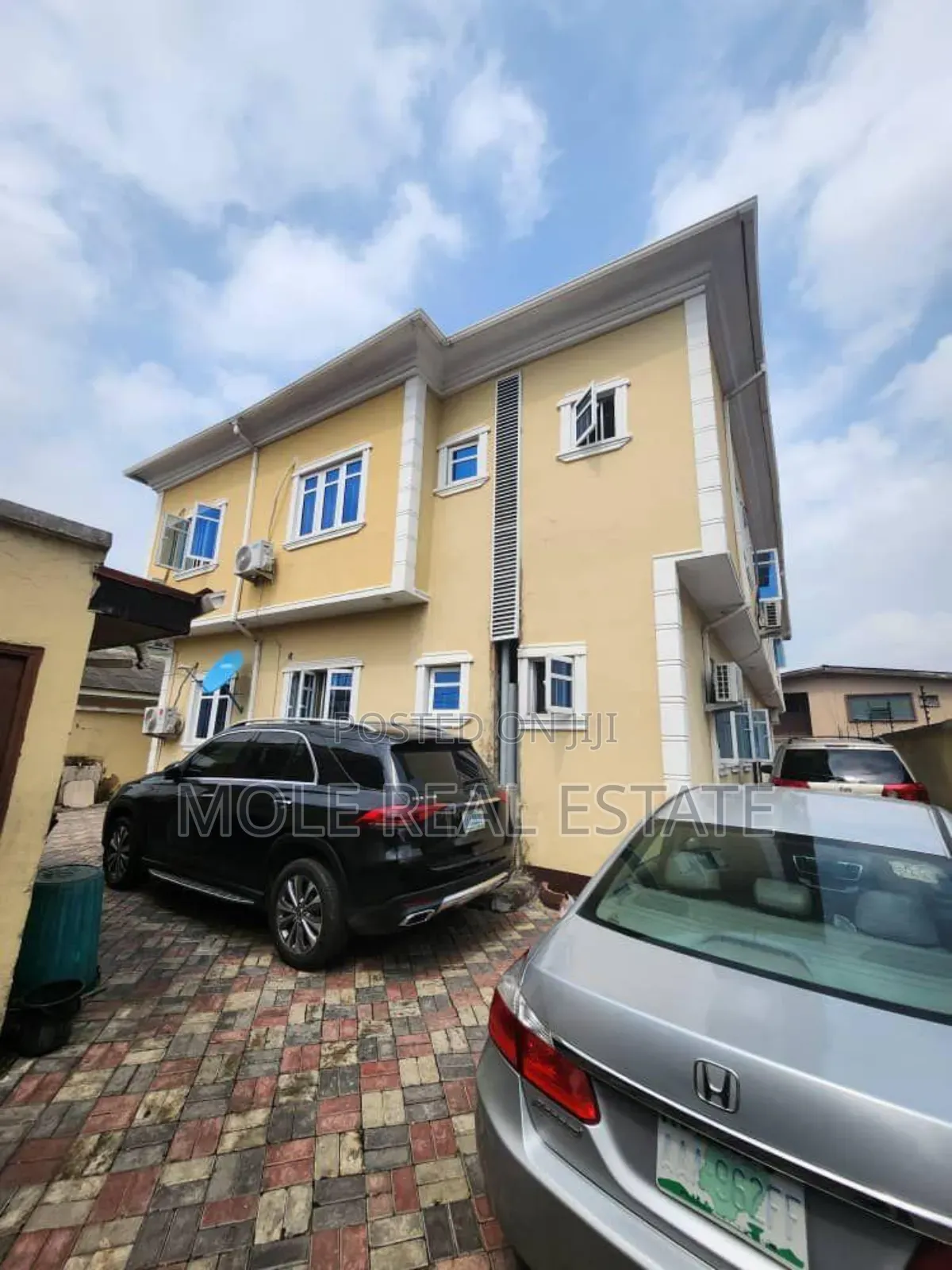 Luxery New 4 Units of 3 Bedroom Randle Ave Surulere in Surulere
