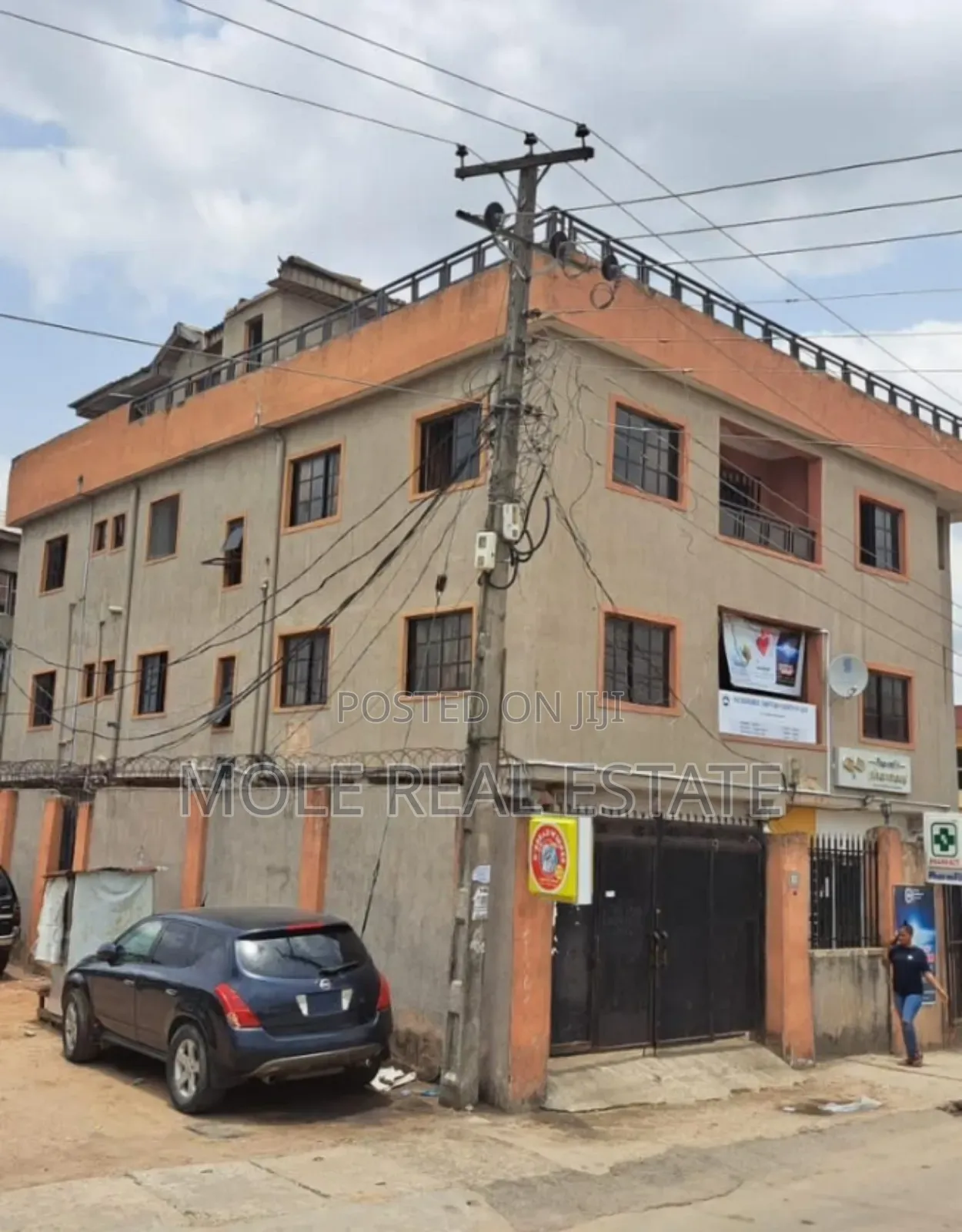 Great Roi Solid Duple/Flats Somolu Lagos in Shomolu
