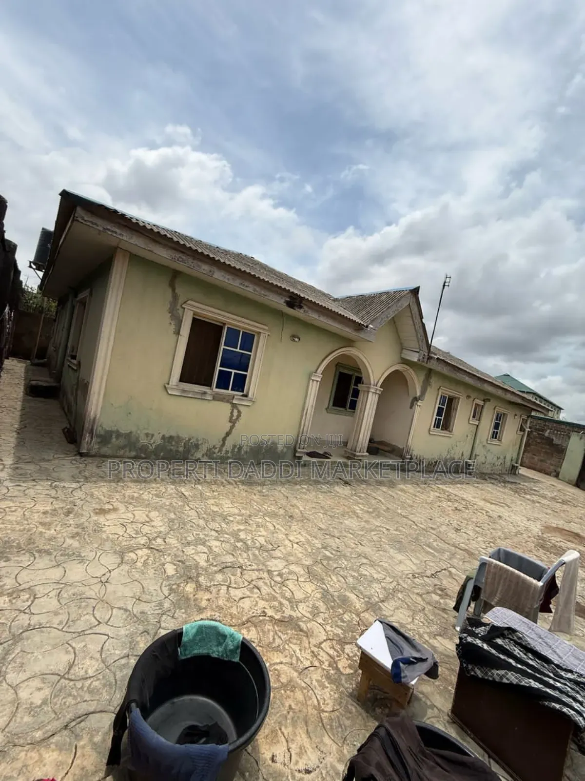 5bdrm Block of Flats in Ayobo for sale in Ayobo