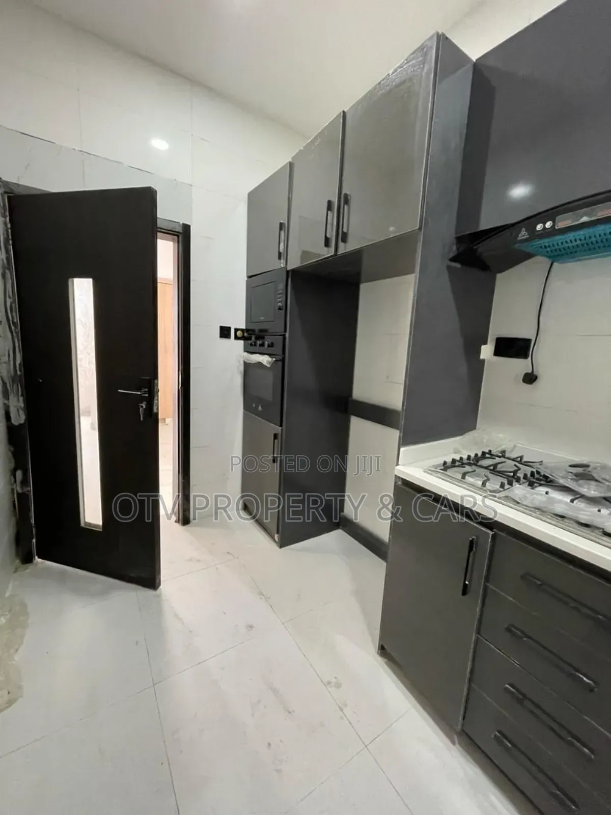 Furnished 2bdrm Apartment in Ikate for sale in Ikate