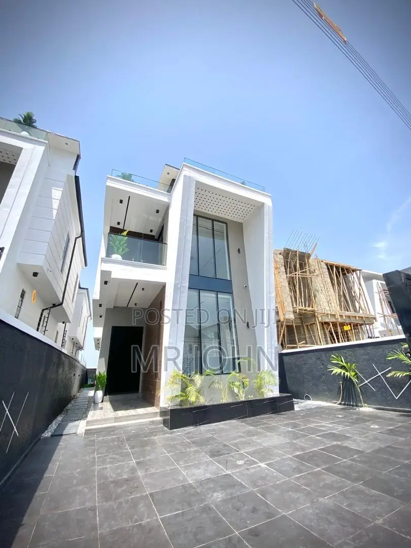 5bdrm House in Mcjedi Pr, Lekki for sale in Lekki