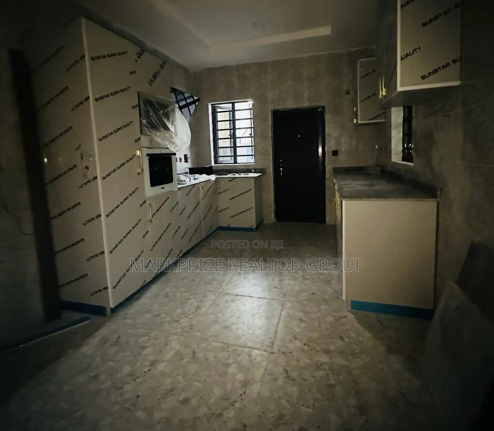 4bdrm Duplex in Opebi Ikeja Lagos for sale in Opebi