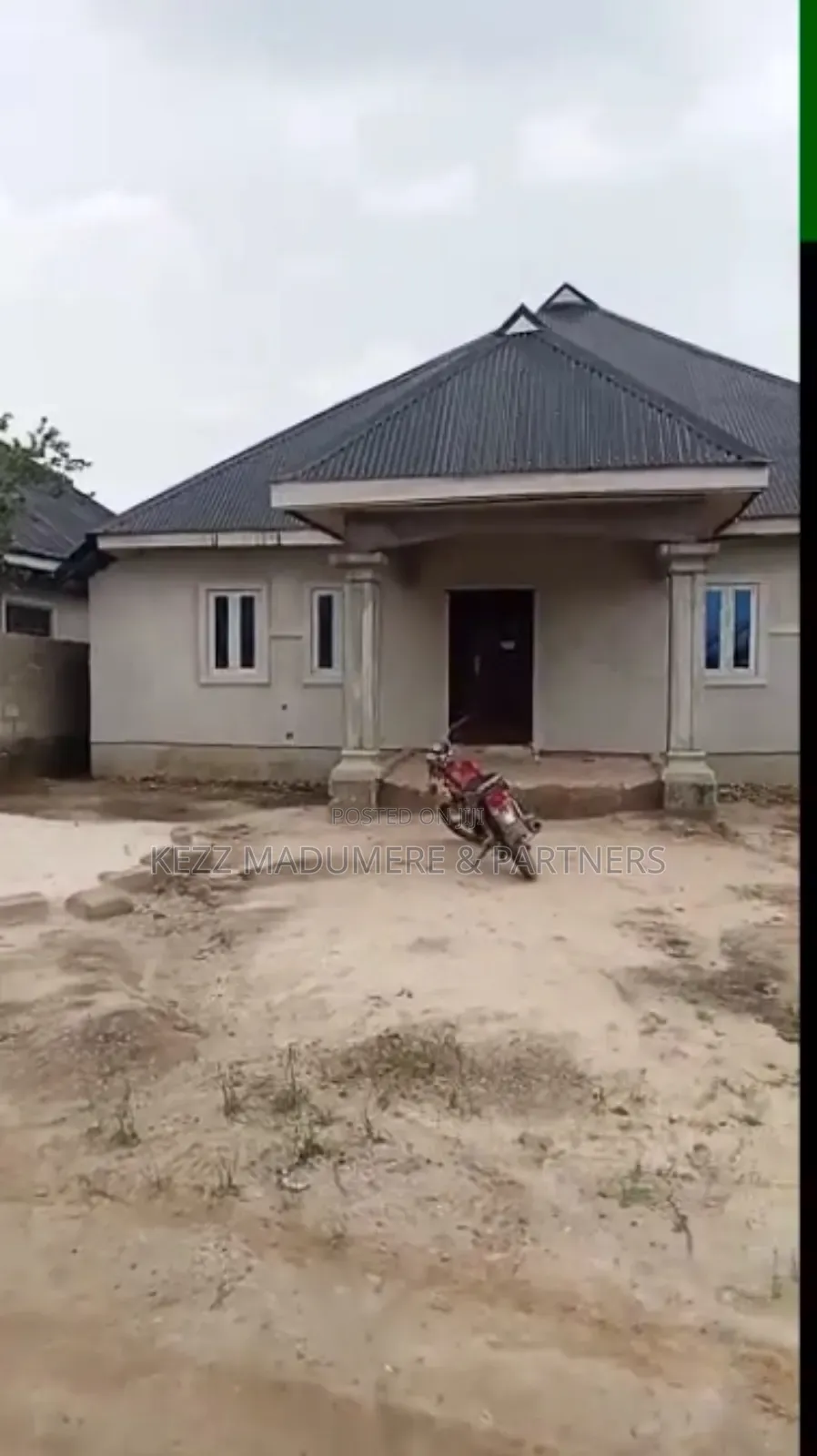 6bdrm Bungalow in Rumuekini, Port for sale in Port-Harcourt