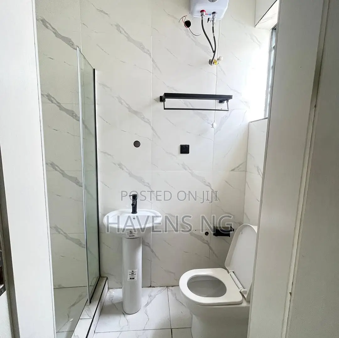 4bdrm Duplex in Lekki Phase 1 for sale in Lekki Phase 1