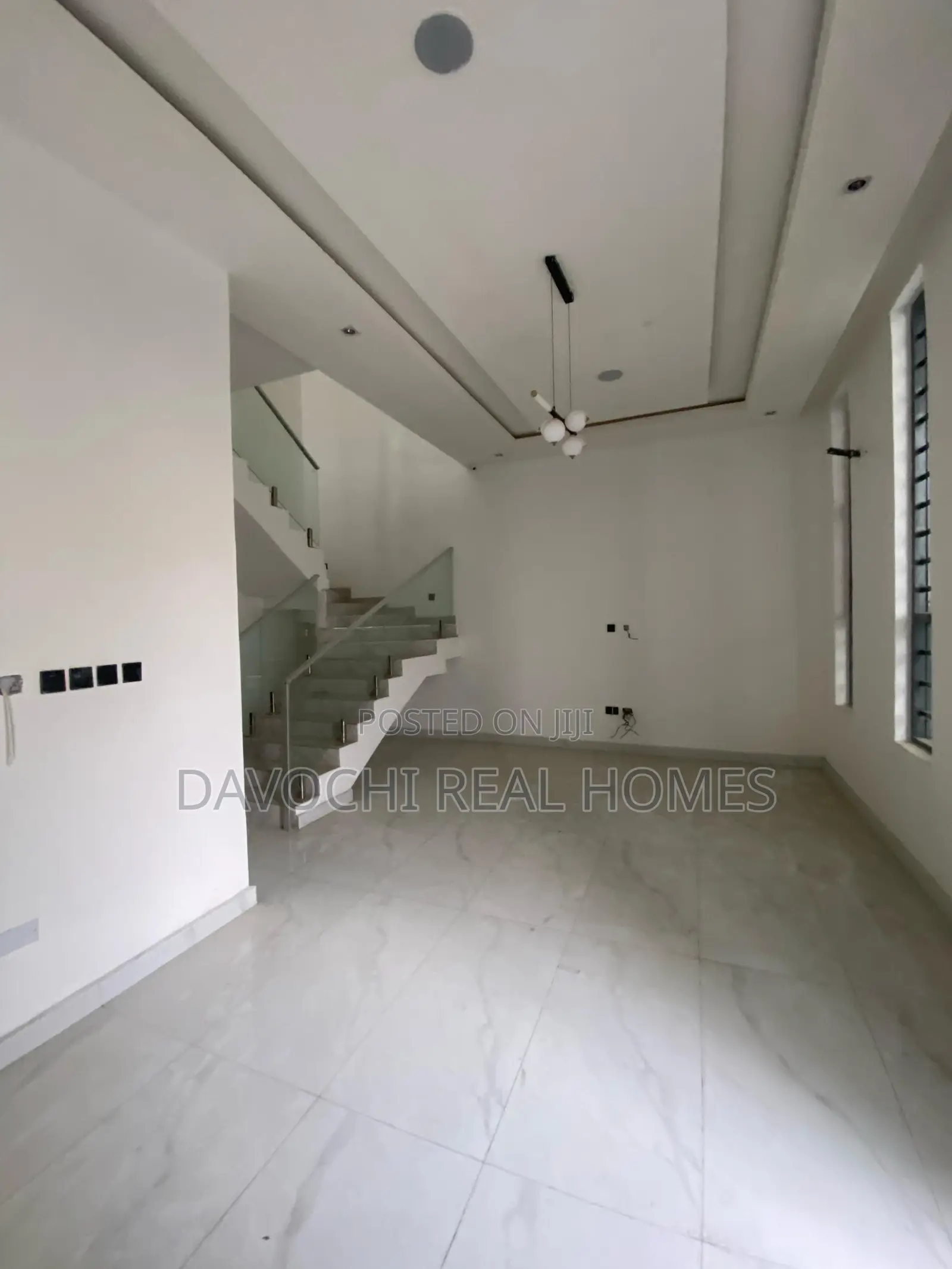 4bdrm Duplex in Chevron, Alternative for sale in Chevron