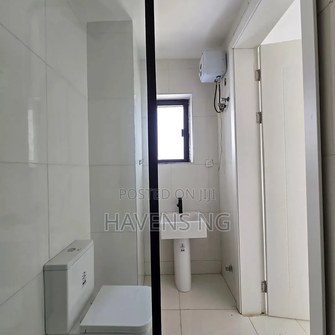 4bdrm Duplex in Ikate for sale in Ikate