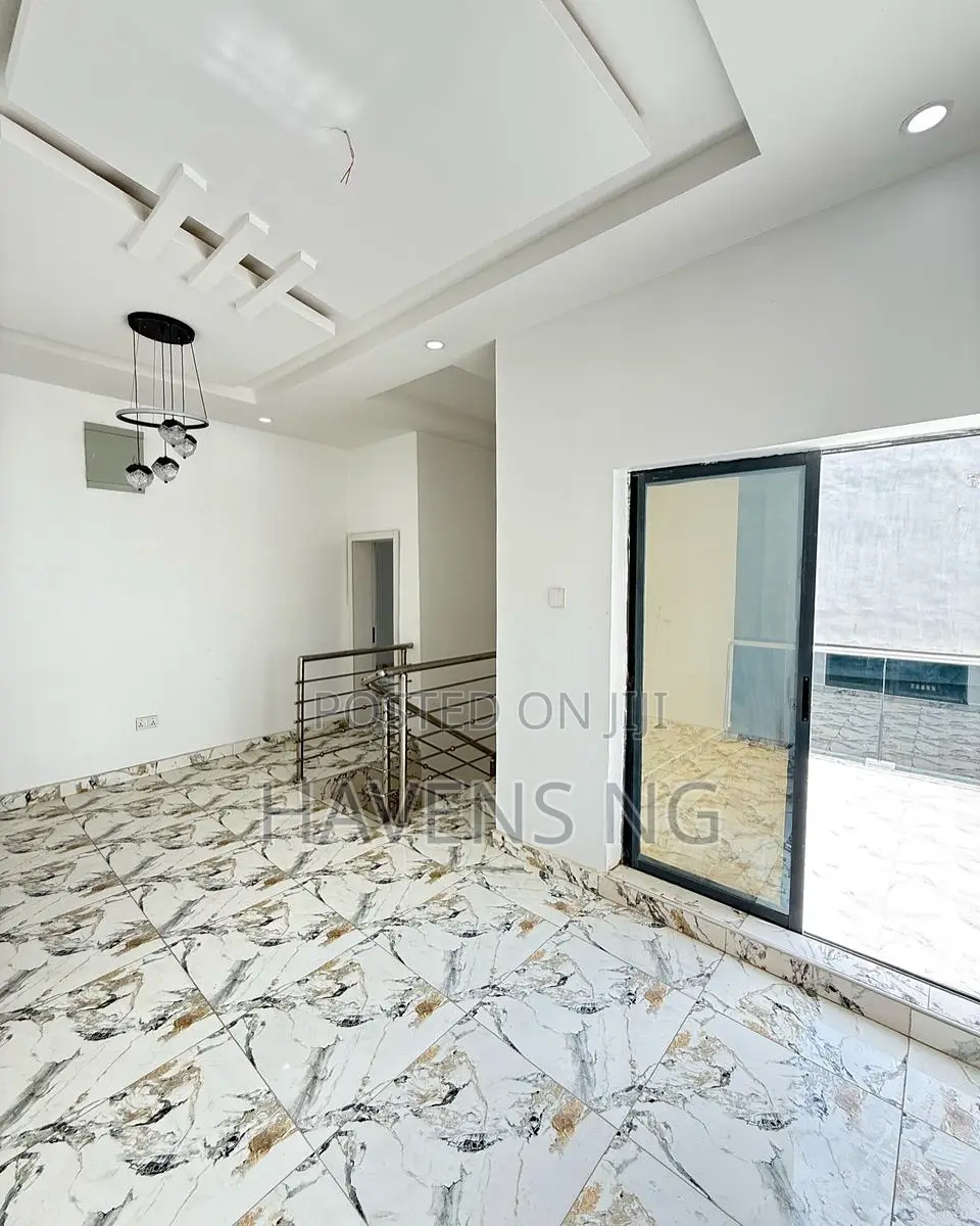 4bdrm Duplex in Abraham Adesanya Estate for sale in Abraham Adesanya Estate