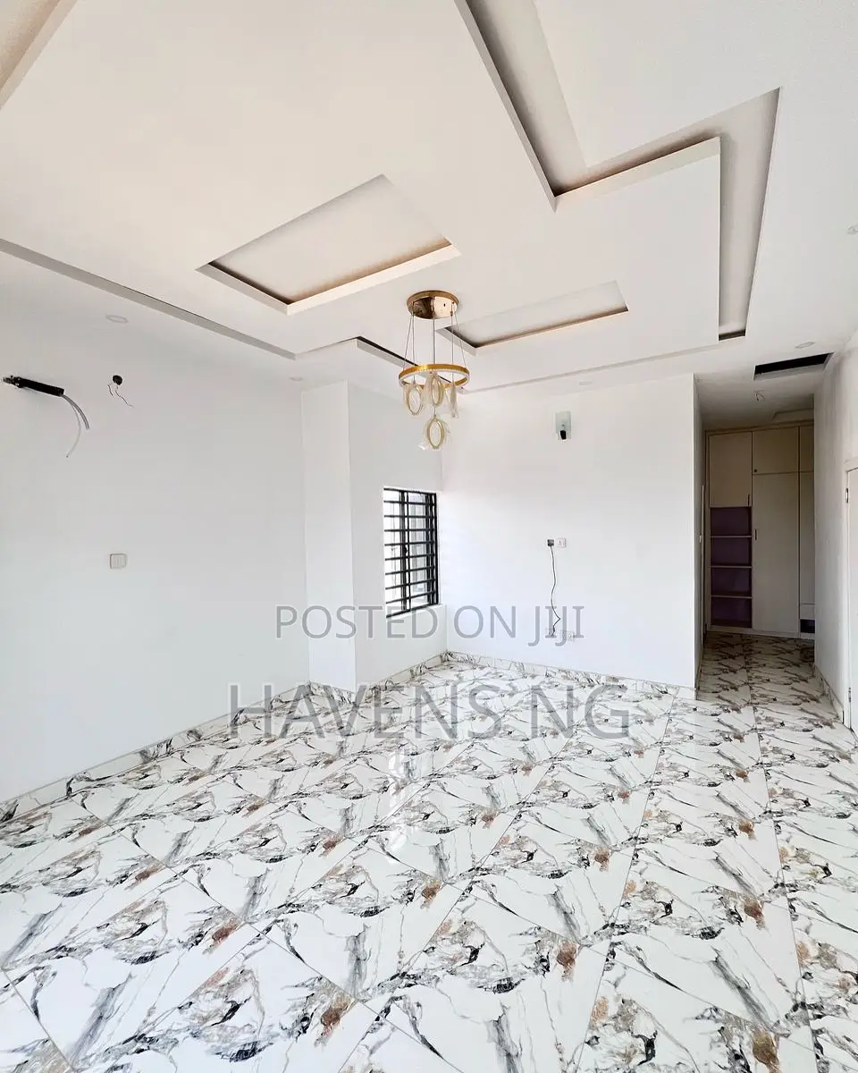 4bdrm Duplex in Abraham Adesanya Estate for sale in Abraham Adesanya Estate